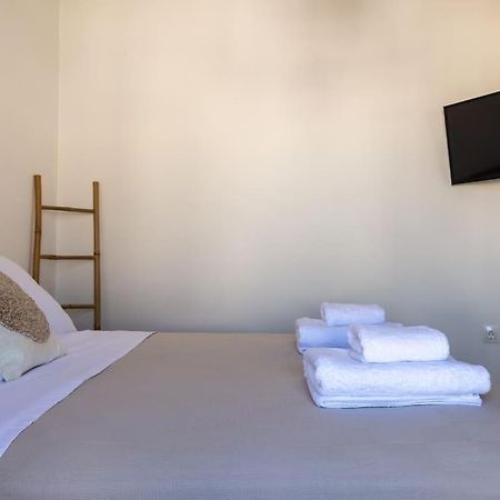T Apartment Tinos Luaran gambar