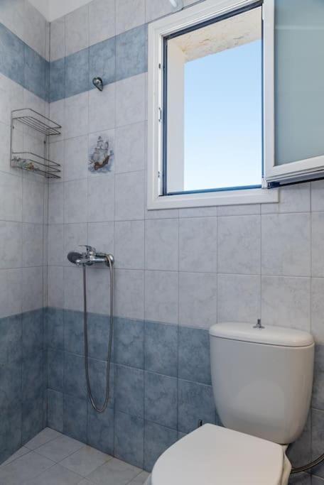 T Apartment Tinos Luaran gambar